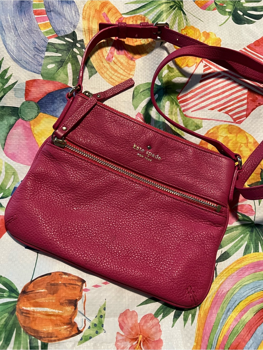 kate spade New York Fuchsia Leather Crossbody Bag
